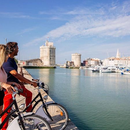Au Coeur Du Centre Ville De La Rochelle Au Calme Avec Stationnement Gratuit Extérieur photo