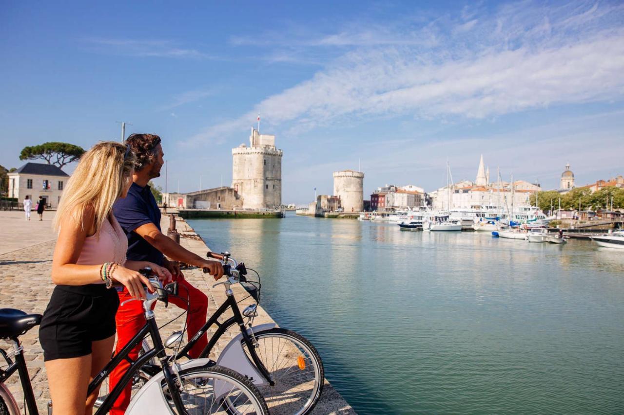 Au Coeur Du Centre Ville De La Rochelle Au Calme Avec Stationnement Gratuit Extérieur photo