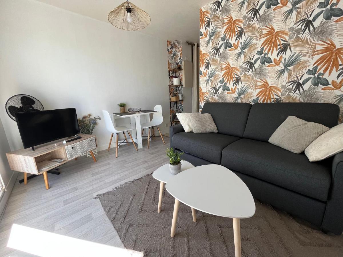 Au Coeur Du Centre Ville De La Rochelle Au Calme Avec Stationnement Gratuit Extérieur photo